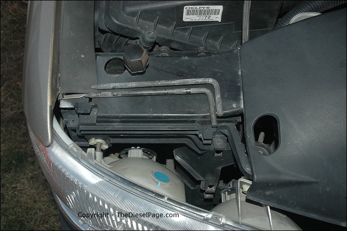 Headlight Repair - Copyright 2017 TheDieselPage.com