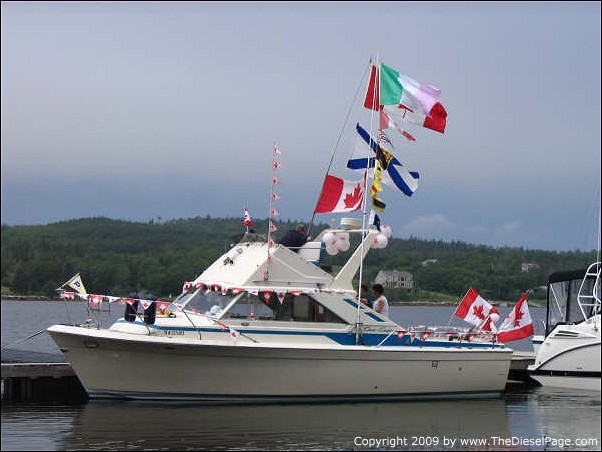 6.2L Diesel Powered Chris Craft Commander - September 2009 - Copyright 2009 by TheDieselPage.com